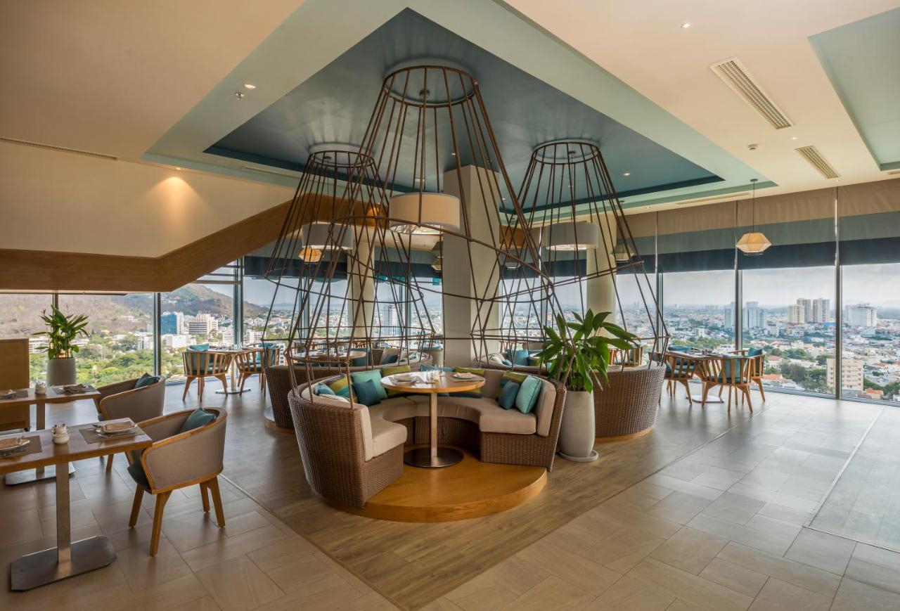 Fusion Suites Vung Tau Exterior photo